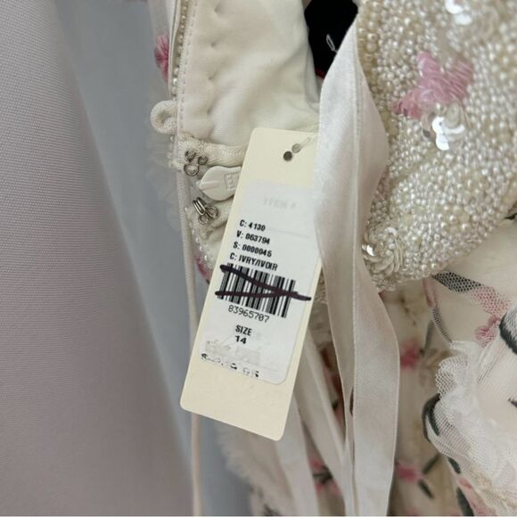 MAC DUGGAL ONE SHOULDER MAXI DRESS WHITE WITH FLORAL EMBROIDERED NWT SIZE 14 - Picture 8 of 9